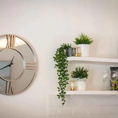 Electra - Luxury Beachview Lejlighed