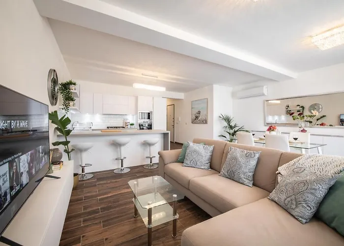 Electra - Luxury Beachview Apartament Marsalforn